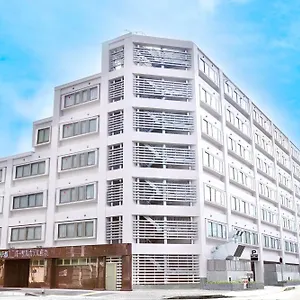 Universal Karasuma Hotel